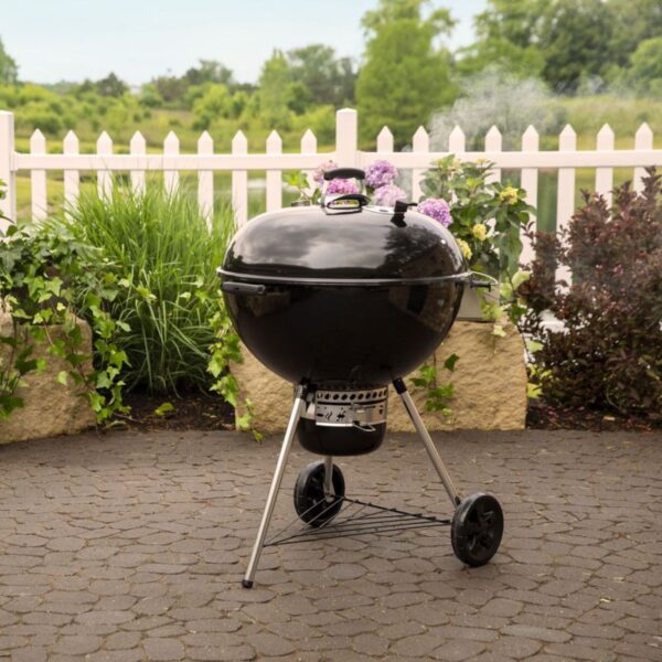 Weber Mаѕtеr-Tоuсh Chаrсоаl Grill